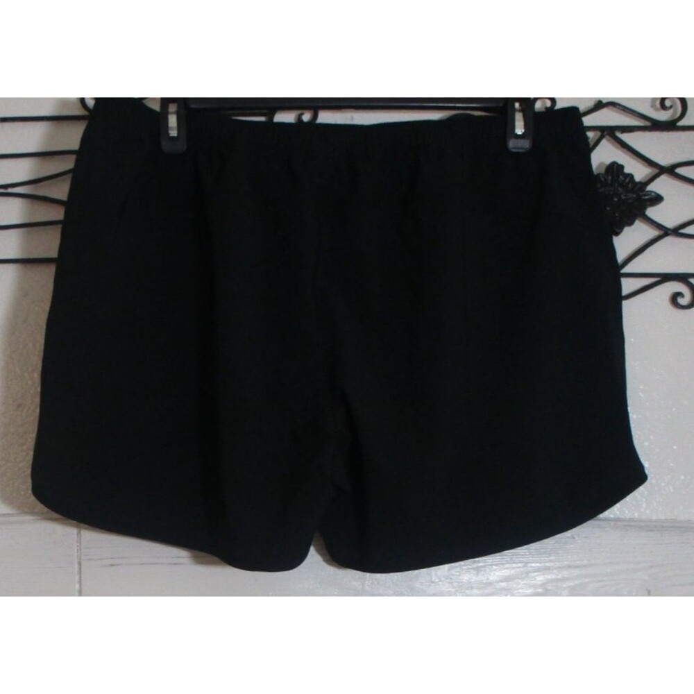 Land's End Sport Women's Shorts Size 18 Black Elastic Waist